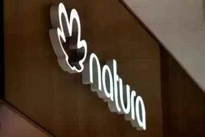 Natura vende Avon International para a Regent LP com linha de crédito de US$ 25 milhões