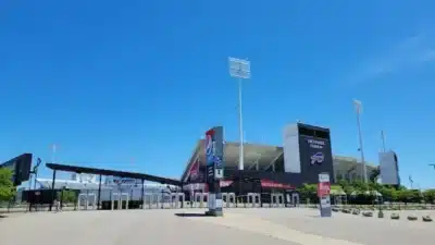 Highmark Stadium: Torcedores podem comprar mictórios e pedaços históricos!