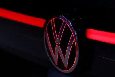 Volkswagen enfrenta queda nas entregas e desafios na China em 2025