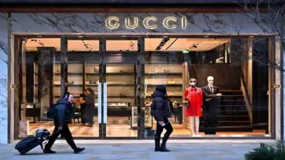 Kering: De Meo Revela Plano Audacioso e Ações que Impulsionam Ações em 2026!