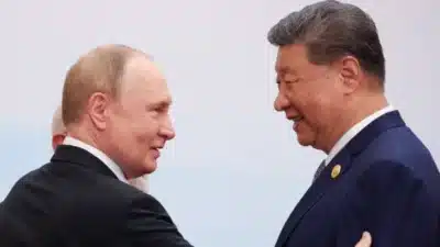 Putin e Xi Jinping Fortalecem Aliança Estratégica com Encontro Surpreendente!