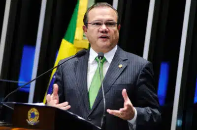 Acadêmicos de Niterói são rebaixados e polêmicas tomam a Sapucaí no Carnaval do Rio!