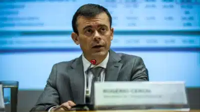 Caixa e BRB: Crise Revela Planos Secreta de Resgate em Análise?