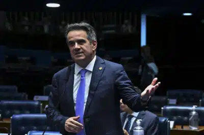 Ciro Nogueira Alerta: Futuro de Flávio Bolsonaro em Risco nas Eleições de 2026!