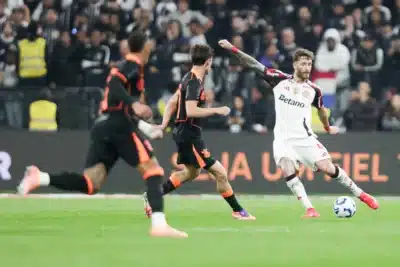 Supercopa do Brasil 2026: Cartão Polêmico e Decisão Surpreendente do VAR!