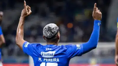 Cruzeiro x Corinthians: Empate polêmico e vaias no Mineirão!