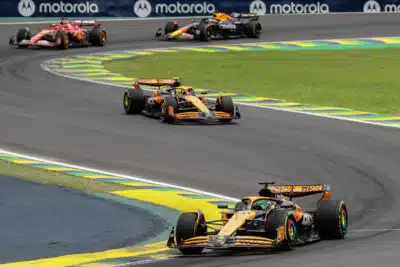 F1: O “Efeito Solo” Revelado! Veja a Revolução que Incendeia as Pistas!