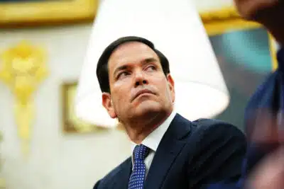 Marco Rubio encerra mandato polêmico como arquivista e enfrenta novos desafios!