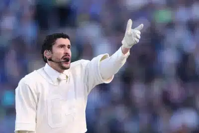 Bad Bunny Dedica Super Bowl ao Tio: Homenagem Emocionante e Revelação Surpreendente!