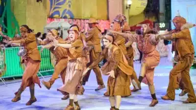 Acadêmicos de Niterói homenageiam Lula com samba explosivo e polêmica!