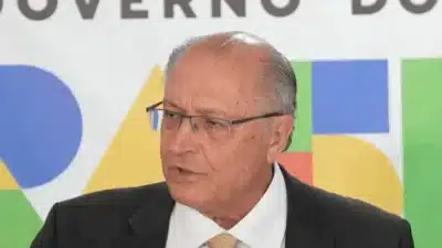 Alckmin Defende Tarifa de Trump e Abre Caminho para Comércio com EUA