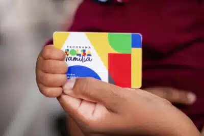 Governo lança presente de R$ 1.200 para mães do Bolsa Família e seus filhos!