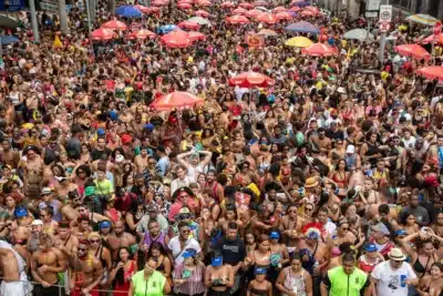 Carnaval no Rio 2025: Roubos de Celular Alarmantes e Dicas de Segurança Digital