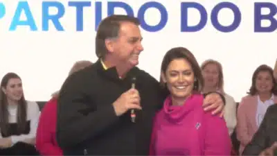 Michelle Bolsonaro Responde Carta Pessoal de Jair Bolsonaro em Momento Sensível
