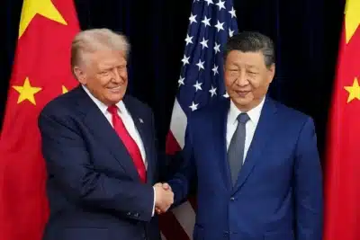 Trump retorna à China em viagem estratégica para renegociar relações comerciais!