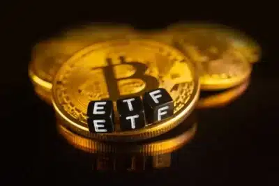 Bitcoin em Crise: ETFs Abandonados e Mercado em Pânico – O que esperar em 2026?