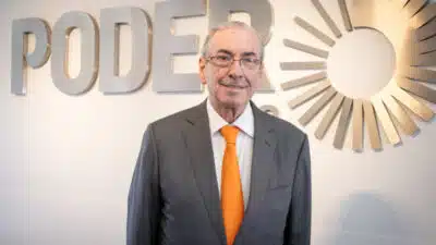 Ex-Líder Republicano Revela Estratégias da Oposição no Cenário Eleitoral de 2026!