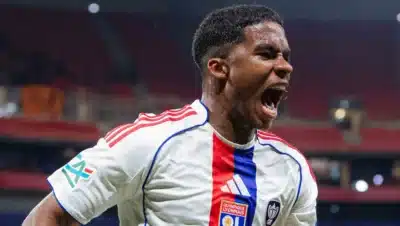 Endrick Desmarka em Gol Decisivo e Garante Avanço do Lyon na França!