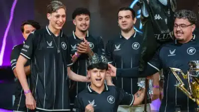 Fluxo W7M Surpreende e Levanta a Taça da COPA Free Fire 2026!