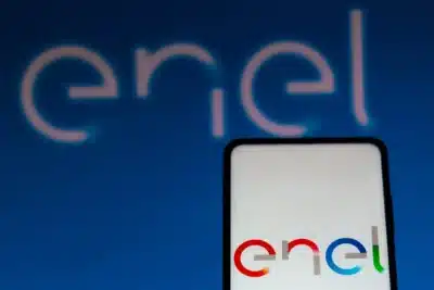 Enel lança plano estratégico ambicioso com US$ 62 bilhões e foco em renováveis!