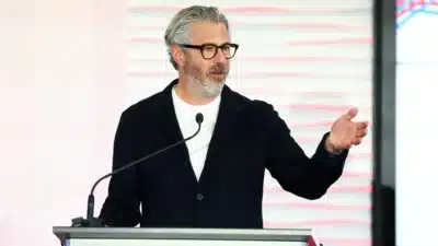 Prefeita Bass Agressiva: Pede Renúncia de Casey Wasserman nos Jogos Olímpicos 2028!