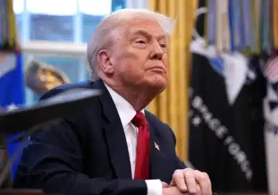 Trump Sanciona Lei que Fim da Paralisação Governamental nos EUA!