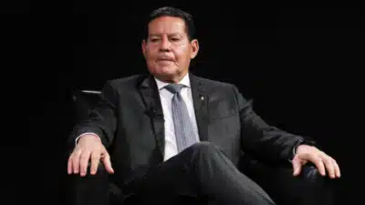 Senador Defende Homenagem Surpreendente a “O Agente Secreto” e Wagner Moura!