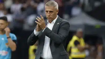 Hernán Crespo Almeja Estarcel Trajetória no River Plate Após Desejo Forte!