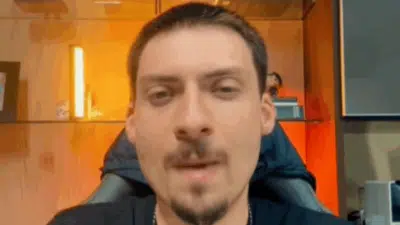 Jair Renan Visita Pai na Papuda: Reencontro Em Meio a Problemas de Saúde e Política