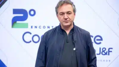 Maduro recebe alerta de Batista e Trump intensifica pressão sobre Venezuela em 2025