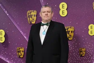 John Davidson denuncia incidente no Bafta após polêmica e palavras duras