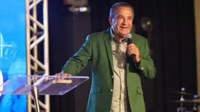 Silas Malafaia expõe críticas a Bolsonaro e Flávio em declaração polêmica!