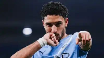 Manchester City Domina e Garante o Título na Copa da Liga Inglesa!