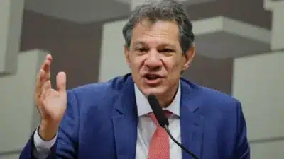 Ministério da Fazenda acusa Banco Central e aponta crise no Banco Master!