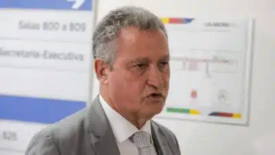 PT e Banco Master: Encontro Polêmico Revela Articulação Política e Busca por CPI!