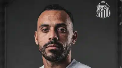 Santos fecha com Moisés, ídolo do Fortaleza, para temporada de alto impacto!