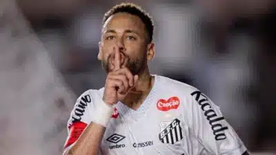 Santos vence Vasco em clássico e escapa da zona do rebaixamento com atuação de gala!
