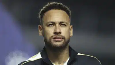 Neymar Estrela em Golaço Decisivo Contra o Vasco no Brasileirão!