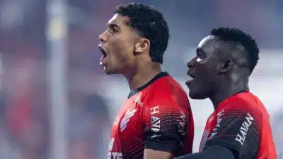 Santos sofre vexatório derrota para o Athletico-PR na Arena da Baixada!