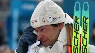 Biatleta Norueguês Abala Equipe com Confissão Polêmica Após Medalha Olímpica