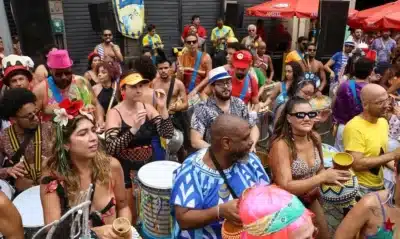 Rio em Festa: Blocos de Carnaval Garantem Folia Inesquecível no Dia 8 de Fevereiro!
