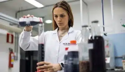 Amazônia Revela Segredos: Pesquisa Revolucionária e Ribeirinhos na Busca por Remédios Naturais!