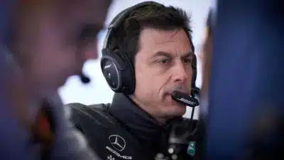 Toto Wolff Acusa Conspiração e Revela Críticas Sobre Motor da Mercedes!