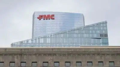 FMC em Crise: Venda de Ativos e Dívida de US$ 1 Bilhão Ameaçam Gigante Agrícola