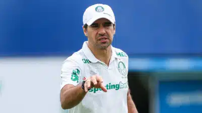Felipe Anderson Sofre com Lesões e Desafios no Palmeiras em 2026!