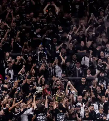 Corinthians Acentua Ataque em Cânticos Contra o Palmeiras no Clássico!