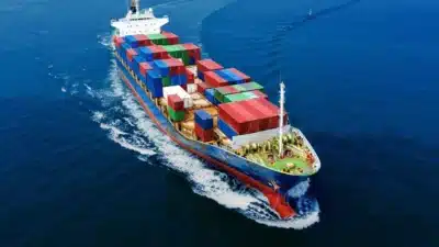 Trump Aumenta Tarifas, Cria Incómodo no Acordo UE-EUA e Impacta Brasil