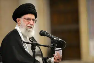 Aiatolá Khamenei Morre: Ataque Coordenado Irreverente de Israel e EUA!