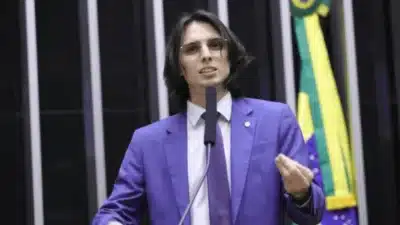 Câmara Debata: Isenção de Impostos e Saúde Mental no Trabalho em Proposta Urgente