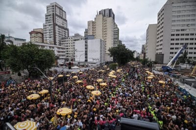São Paulo em Festa: Blocos Apoteóticos e Ritmos Contagiantes no Carnaval de 2026!